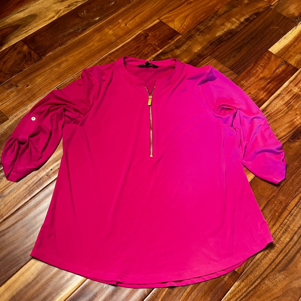 Women’s Ellen Tracy company hot pink blouse. Size large